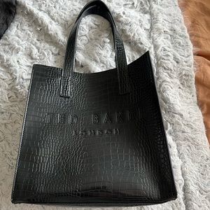Ted Baker Icon Bag